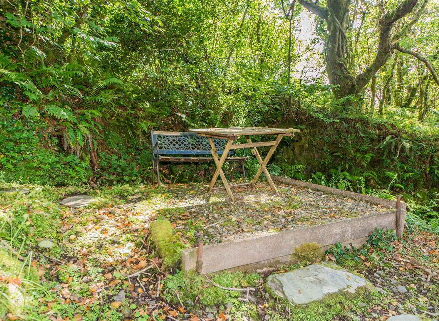 Riverwood, Gurteenroe, Ballydehob, West, P81FH72