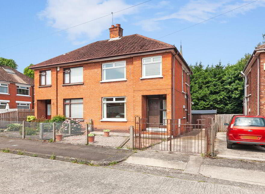 4 Evewilliam Park, Belfast, BT15 3JY photo