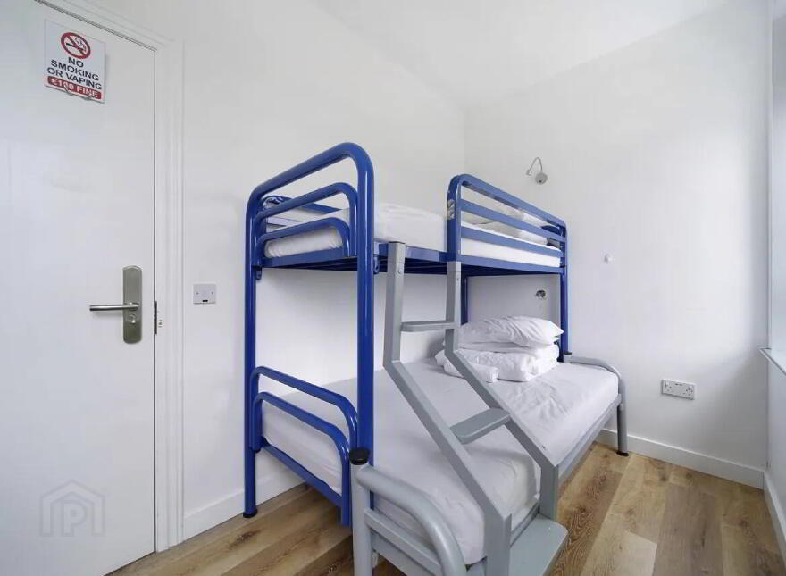 Donegal Wild Atlantic Hostel, 3 Garden Court, Gweedore Road, Dungloe, F94E22D