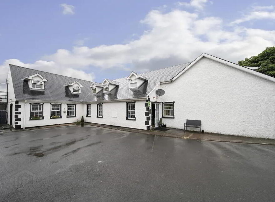 River House, B&b, Gweedore Road, Dungloe, F94AP97