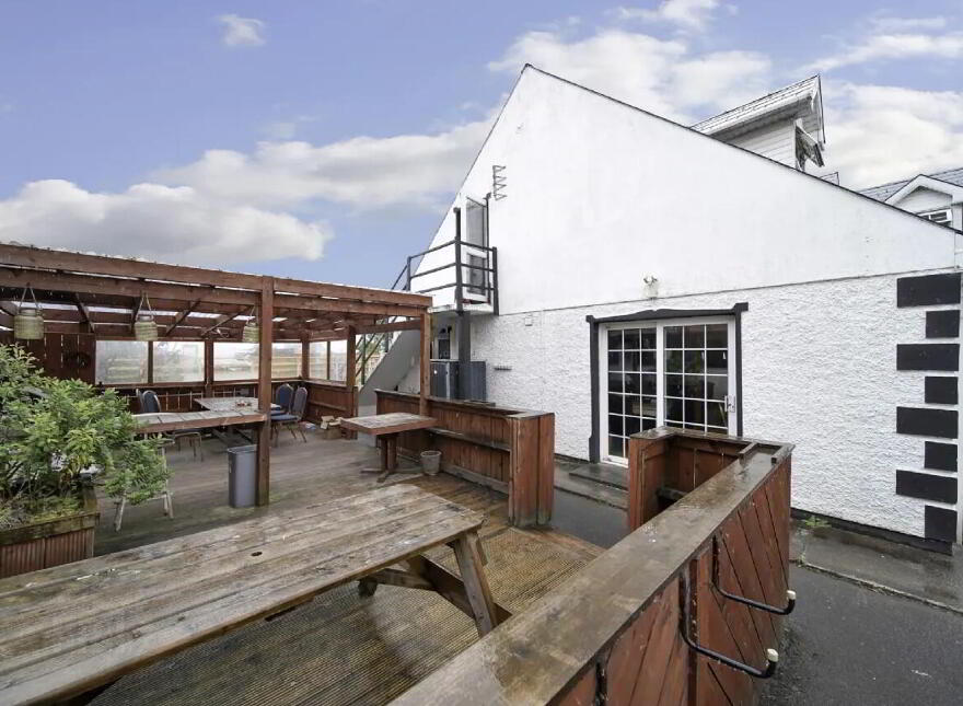 River House, B&b, Gweedore Road, Dungloe, F94AP97
