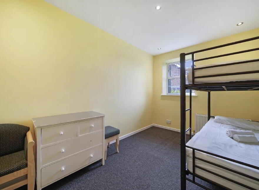 River House, B&b, Gweedore Road, Dungloe, F94AP97