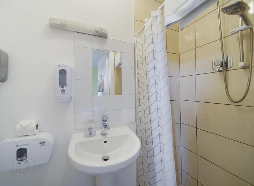 River House, B&b, Gweedore Road, Dungloe, F94AP97