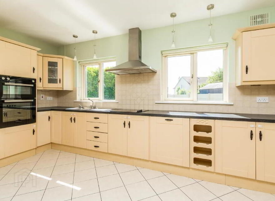 100 Abbeyville, Galway Road, F42DK37
