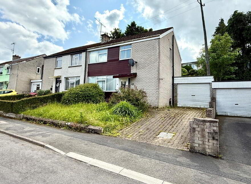 24 Rosemount Avenue, Armagh, BT60 1BB photo