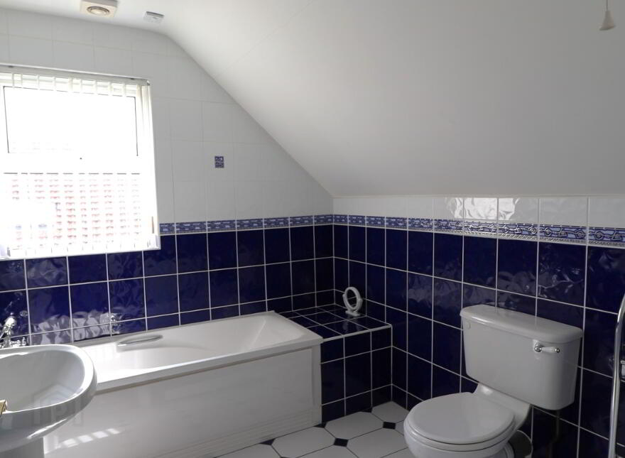 12 Kellys Brae, Annalong, BT34 4YQ