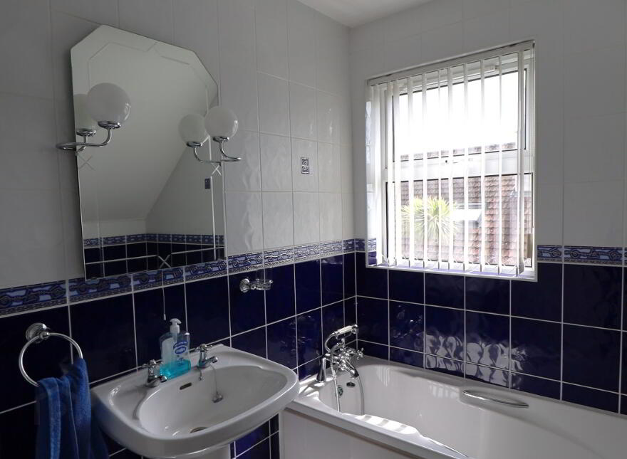 12 Kellys Brae, Annalong, BT34 4YQ