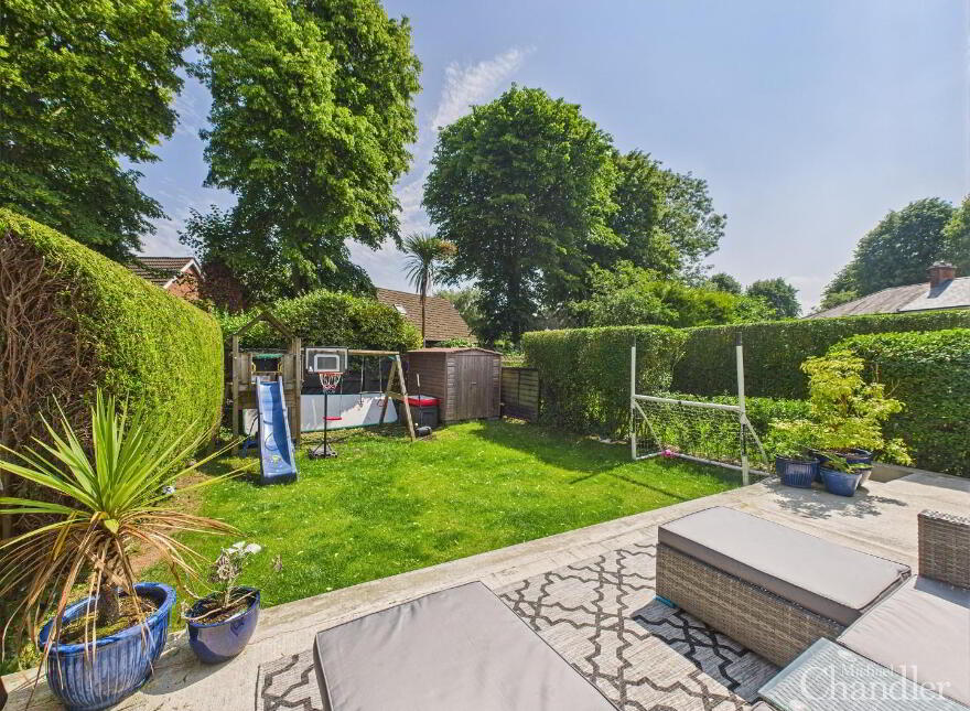 7 Cherryvalley Gardens, Belfast, BT5 6PQ
