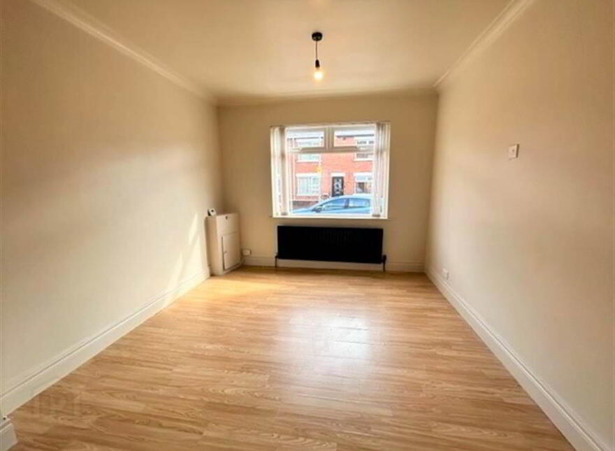 13 Loopland Parade, Belfast, BT6 9EF