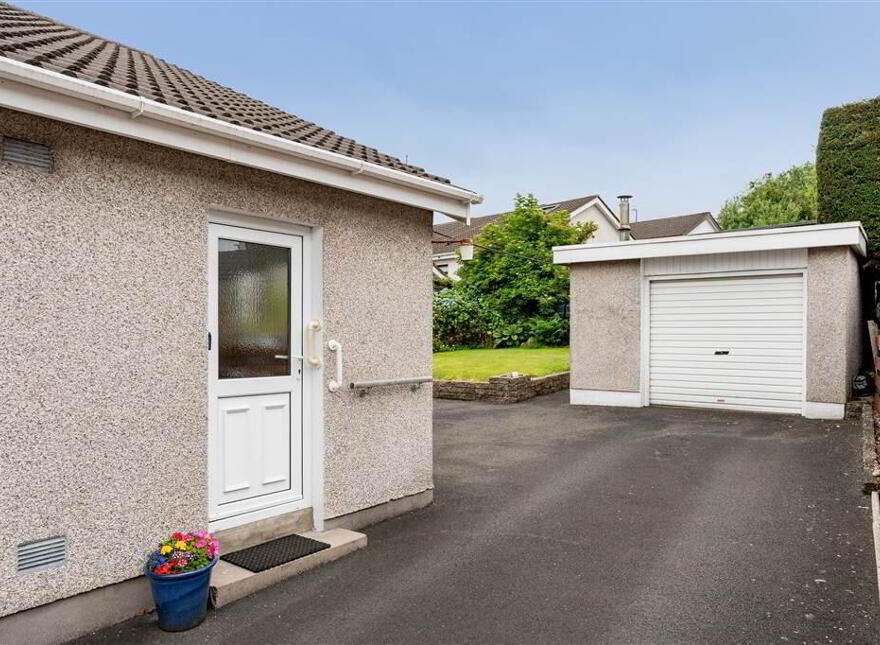29 Grangegorm Drive, Ballymena, BT42 2EE