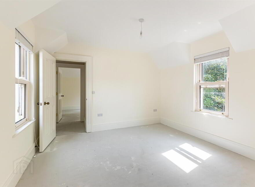 110 Shore Road, Kircubbin, Newtownards, BT22 2RP