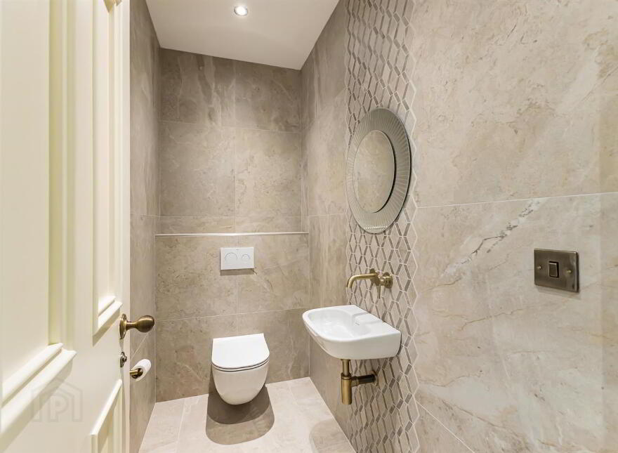 110 Shore Road, Kircubbin, Newtownards, BT22 2RP
