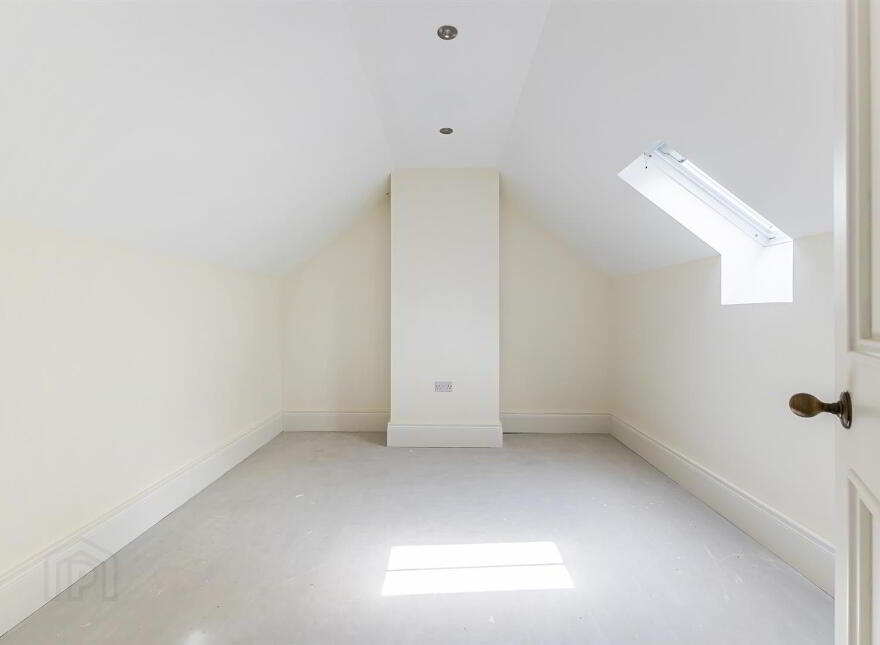 110 Shore Road, Kircubbin, Newtownards, BT22 2RP