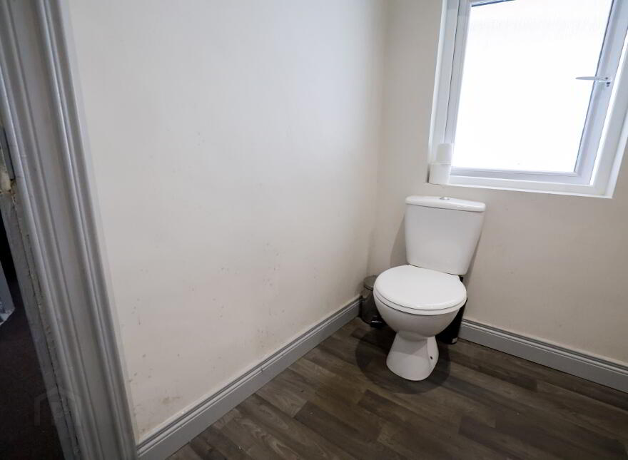 Serviced Accomodation, 16 Rugby Road, Queens Quarter, Belfast, BT7 1PS
