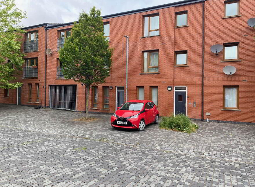 Apt 6 32, Chatsworth Street, Belfast, BT5 4QL