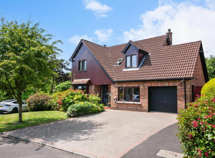 39 Beechwood Grove, Beechill Road, Newtownbreda, Belfast, BT8 7UR photo