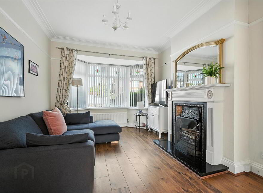 24 Locksley Gardens, Belfast, BT10 0EA