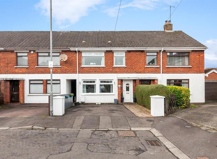 23 Erinvale Park, Belfast, BT10 0FR photo