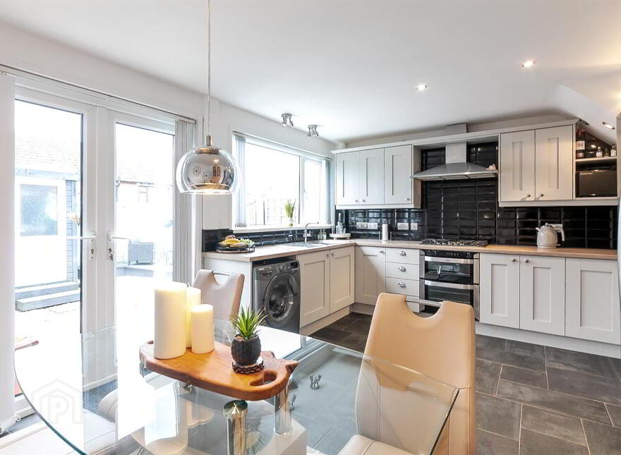 23 Erinvale Park, Belfast, BT10 0FR