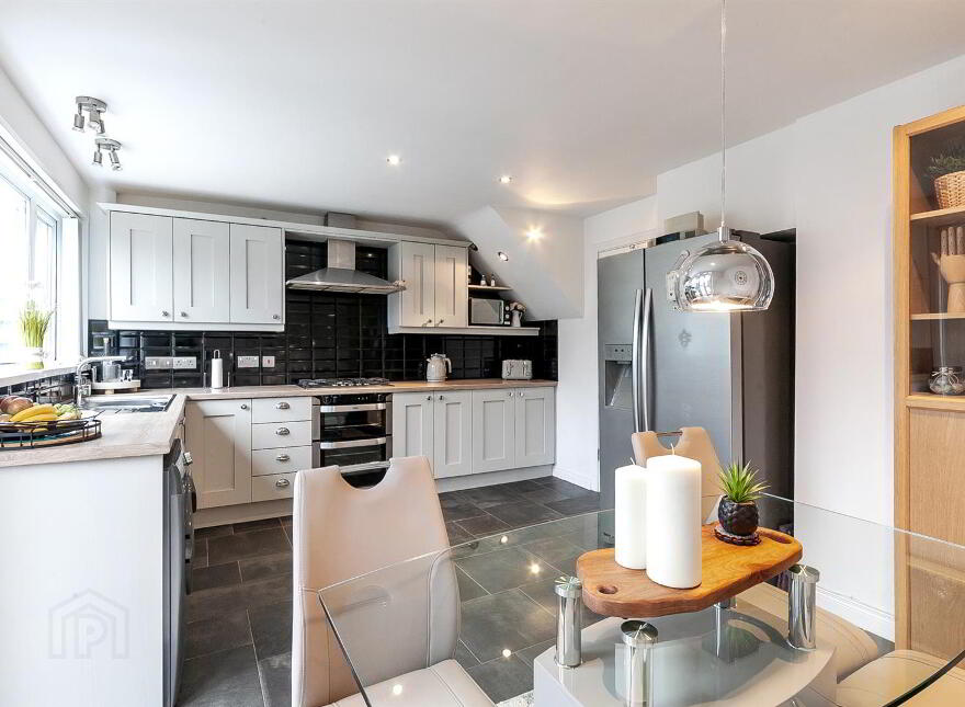 23 Erinvale Park, Belfast, BT10 0FR