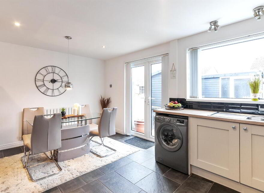 23 Erinvale Park, Belfast, BT10 0FR