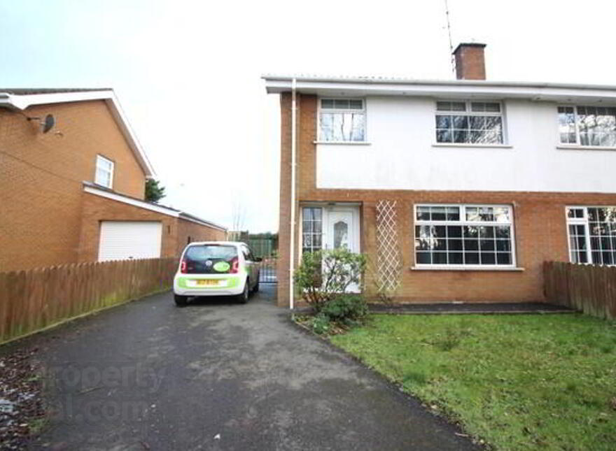 13 Old Moira Road, Upper Ballinderry, BT28 2JW photo