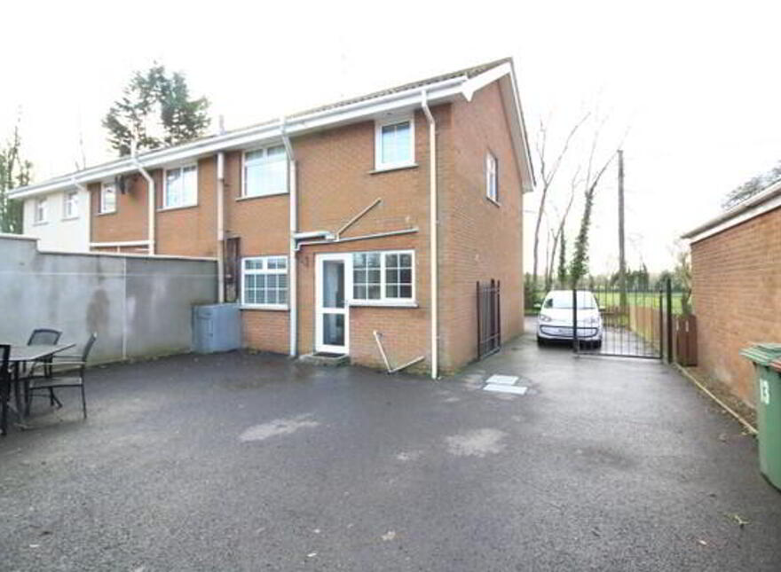 13 Old Moira Road, Upper Ballinderry, BT28 2JW