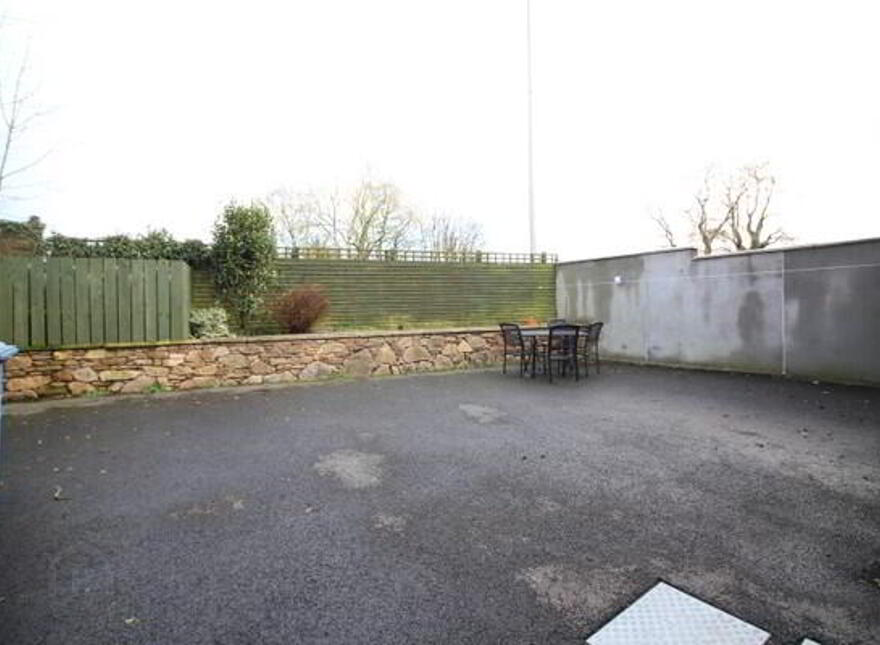 13 Old Moira Road, Upper Ballinderry, BT28 2JW