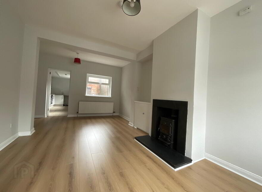 98 Frenchpark Street, Belfast, BT12 6HZ