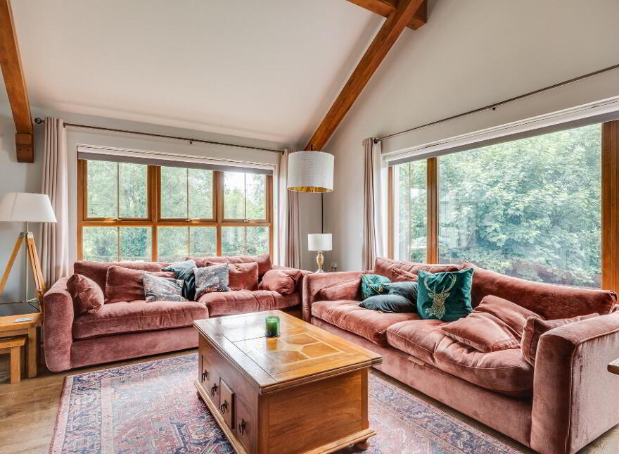 Honeysuckle House, 30 Derrynacrannog Road, Belleek, BT93 3FQ