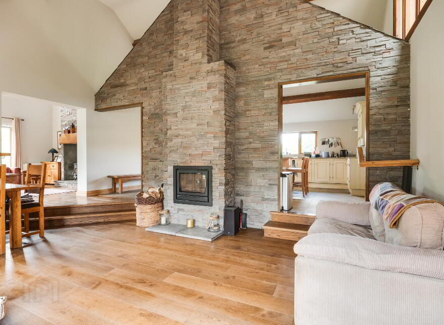Honeysuckle House, 30 Derrynacrannog Road, Belleek, BT93 3FQ