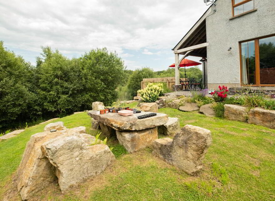 Honeysuckle House, 30 Derrynacrannog Road, Belleek, BT93 3FQ