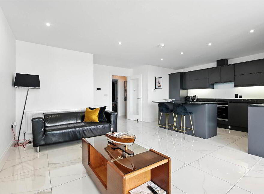 Apt 4, 1 The Tides, Old Carrickfergus Road, Carrickfergus, BT38 8GN