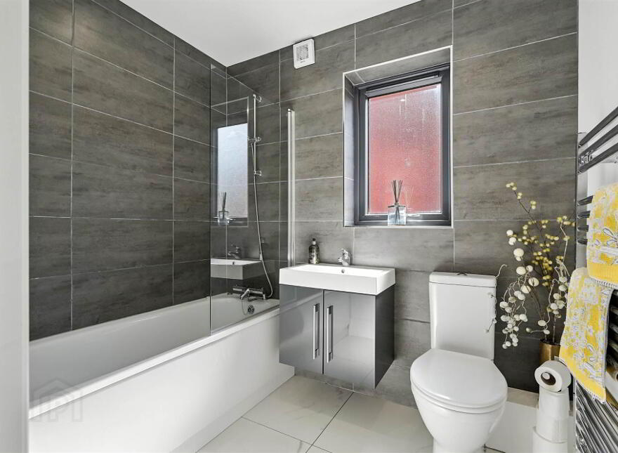 Apt 4, 1 The Tides, Old Carrickfergus Road, Carrickfergus, BT38 8GN