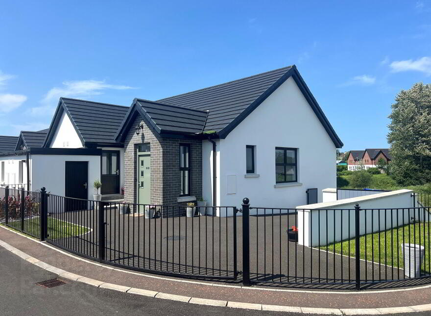 11 Millbrooke Avenue, Ballymoney, BT53 7FL photo