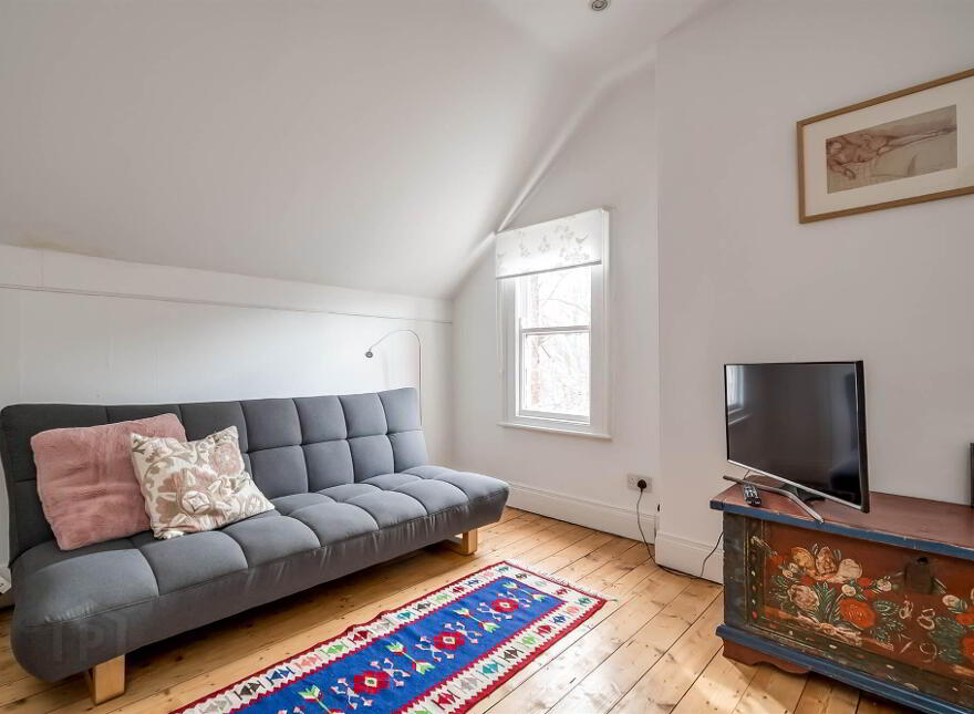 11 Cyprus Park, Ballyhackamore, Belfast, BT5 6EA