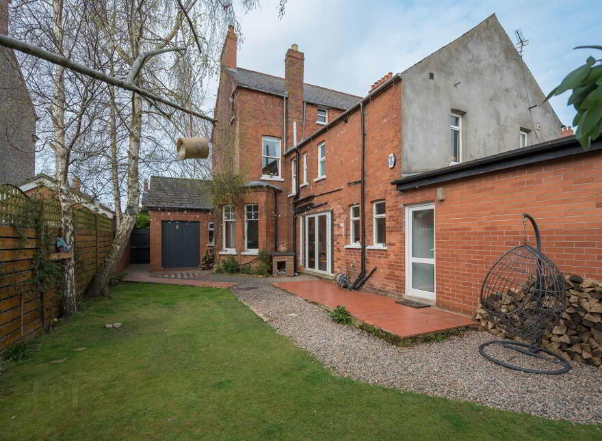 11 Cyprus Park, Ballyhackamore, Belfast, BT5 6EA