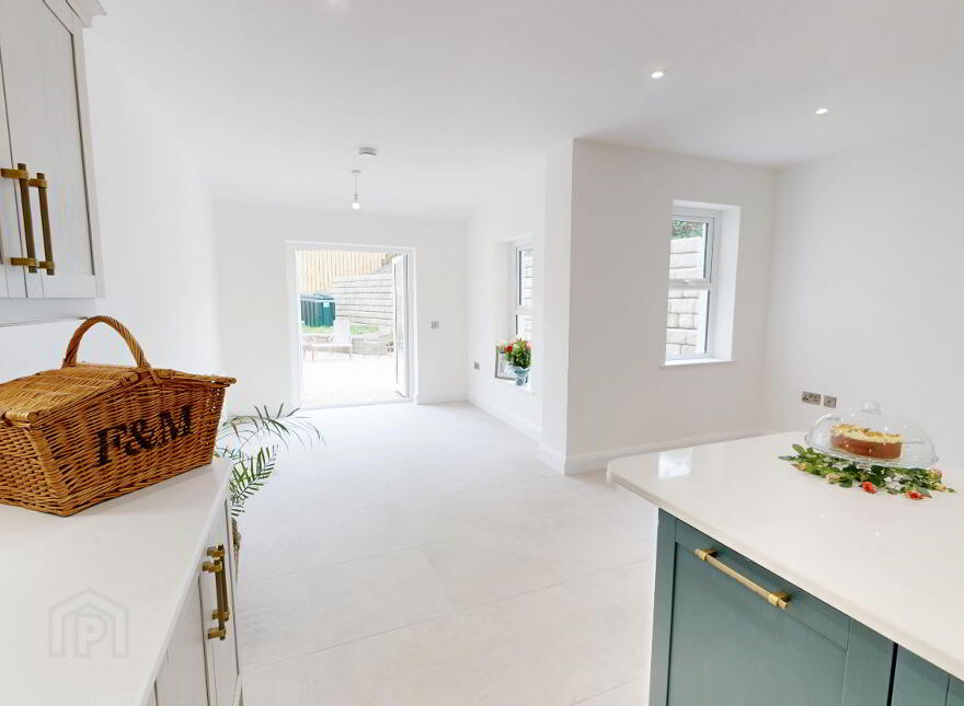 Rossole View, Rossole View, Sligo Road, Enniskillen, BT74 7AU