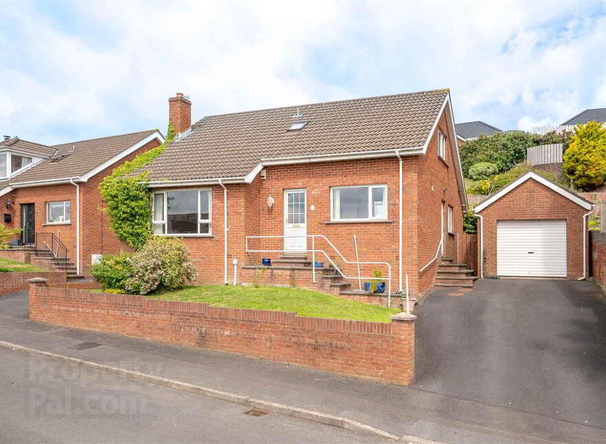 15 Morey Hills, Donaghadee, BT21 0NW photo