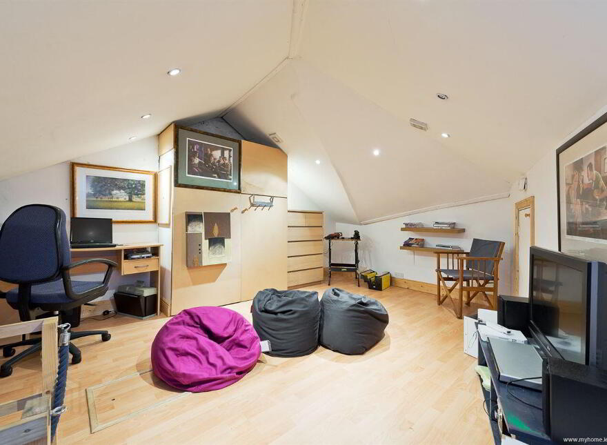 97 Newmarket Square, Wards Hill, Dublin, D08W5RK