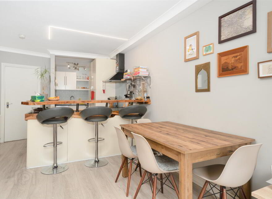 97 Newmarket Square, Wards Hill, Dublin, D08W5RK