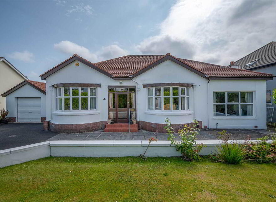 48 Killaire Park, Bangor, BT19 1EJ photo