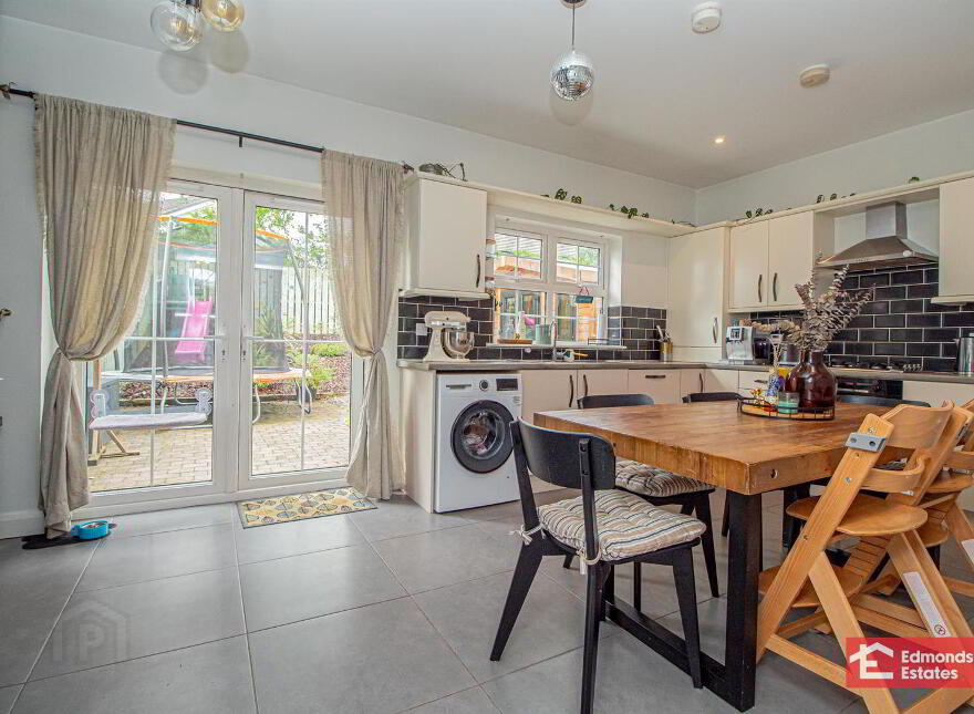 9 Beech Hill, Larne, BT40 2FQ