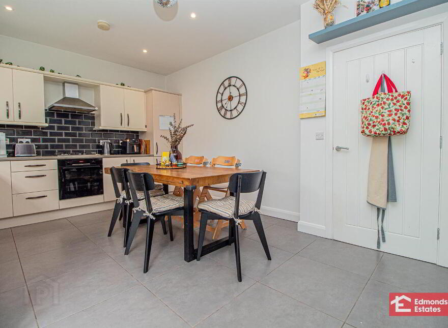 9 Beech Hill, Larne, BT40 2FQ