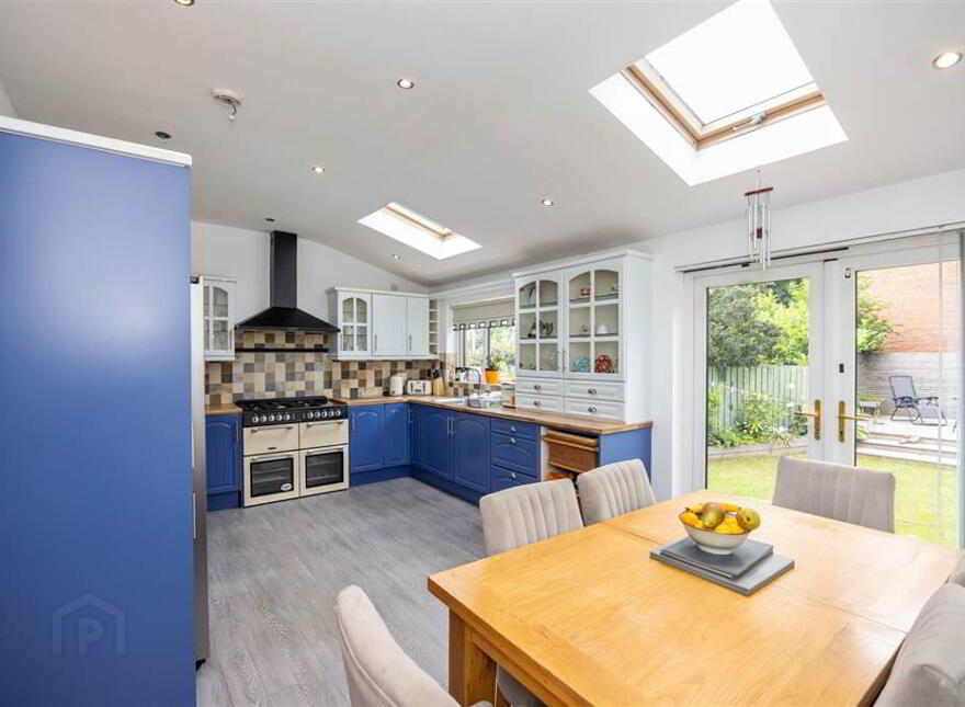 2 Breda Park, Belfast, BT8 6JR