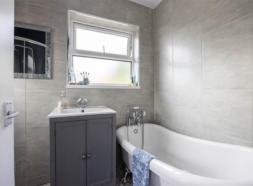 2 Breda Park, Belfast, BT8 6JR