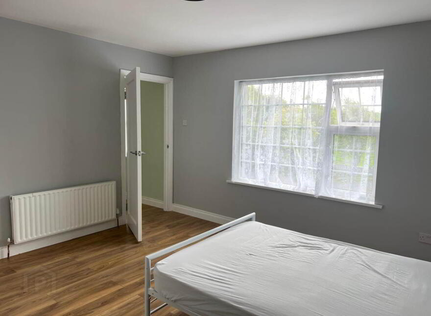Heney, Cavan Town, H12V5X8