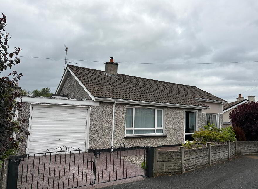 1 Lansdown Park, Strabane, BT82 9EL photo