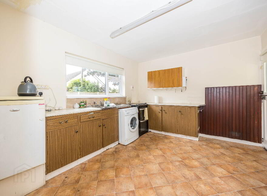 Treen Hill, Lusk, K45D728