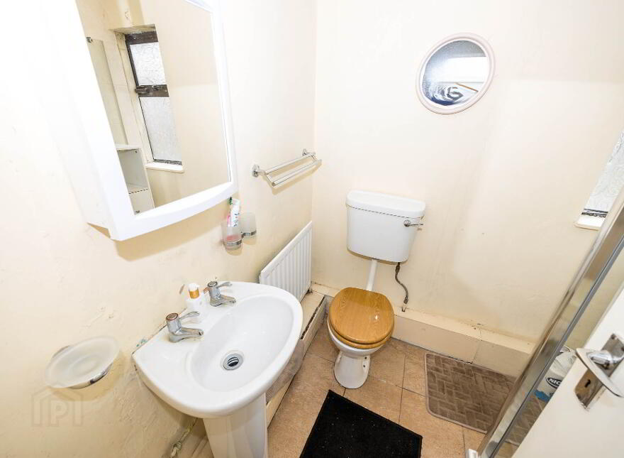 Treen Hill, Lusk, K45D728